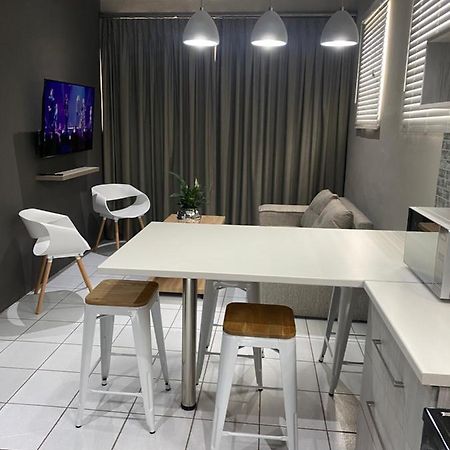 Adventure Apartment - Colchester - 5Km From Elephant Park Εξωτερικό φωτογραφία